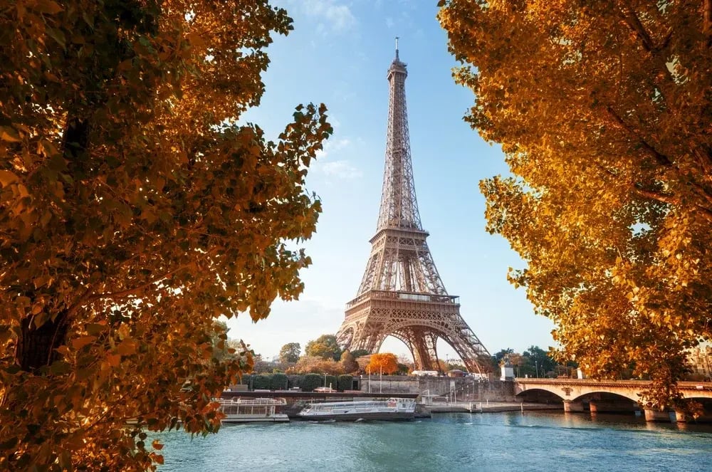 Seine in Paris with Eiffel tower in autumn time-4